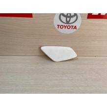 Toyota Corolla 2010-2012 Sağ Far Yıkama Kapağı