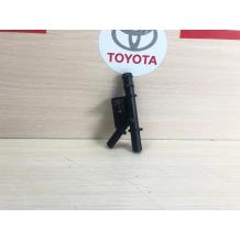 Toyota Corolla 2014-2018 Radyatör Su Hortum Ayırıcı (Y Boru)
